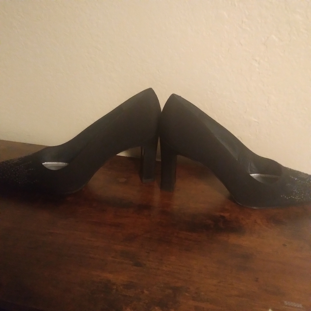 Stuart Weitzman black pumps - Picture 12 of 12